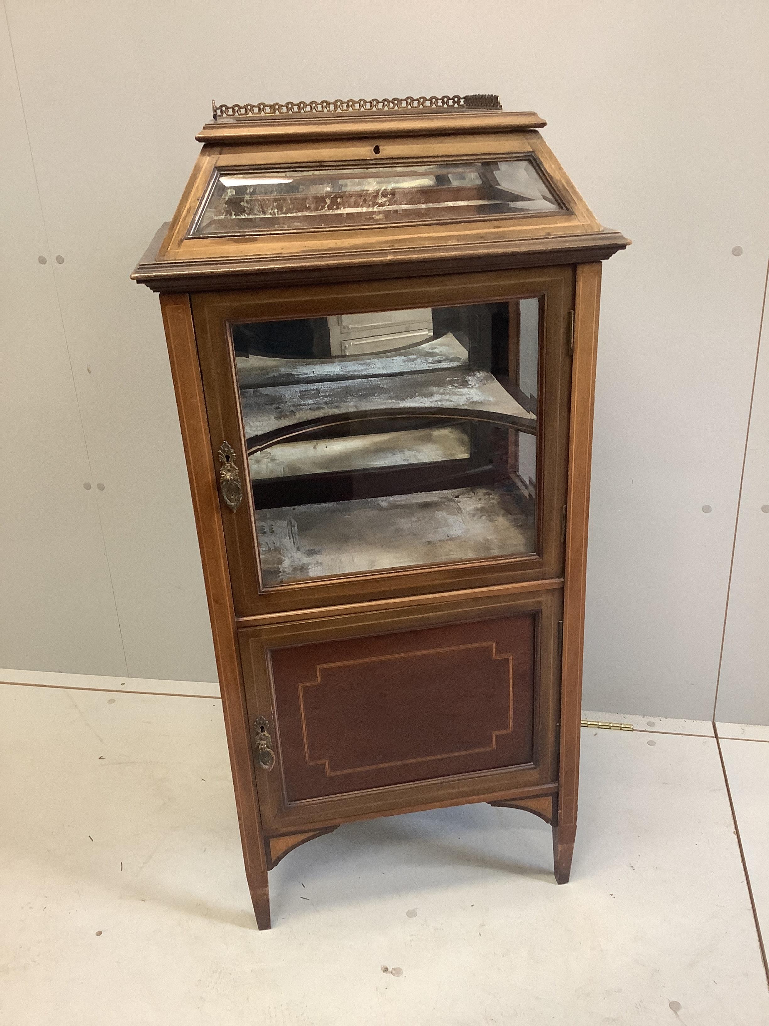 An Edwardian satinwood banded gilt metal mounted mahogany bijouterie cabinet, width 55cm, depth 41cm, height 112cm